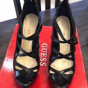 Guess Ashmere casual heels